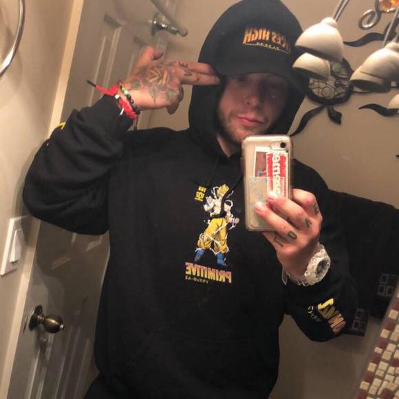 Profile Picture of Matt Drumheller (@mattdrumheller) on Poshmark