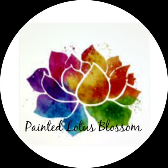 Profile Picture of Wilene Gillim (@pntlotusblossom) on Poshmark