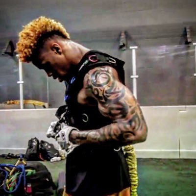 Profile Picture of Mr. NODAYSOFF #19 (@ThomasMayo1) on Twitter