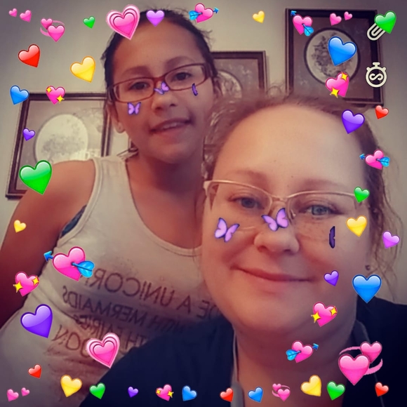 Profile Picture of Megan Backers (@meganbackers) on Poshmark