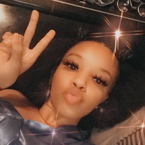 Profile Picture of Aaliyah Alexander (@aaliyahalexande) on Poshmark