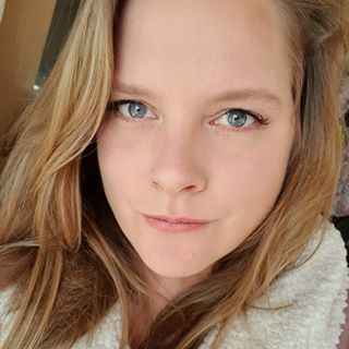 Profile Picture of Emma Louise Oliver (Emma Morris) (@emma.louise.ol) on Facebook