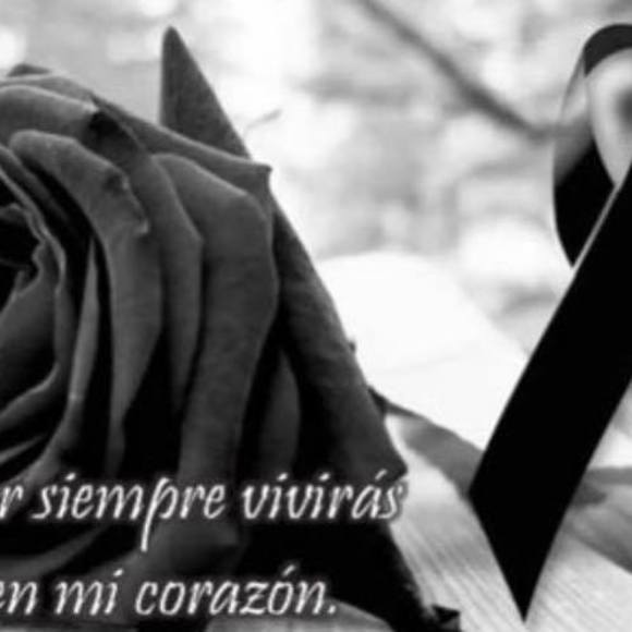 Profile Picture of Dora Plascencia (@doraplasce86) on Poshmark