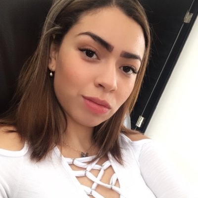 Profile Picture of Isabel Zamora (@andreazamorag) on Twitter