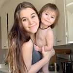 Profile Picture of Danielle (@bloomingwithhux) on Instagram