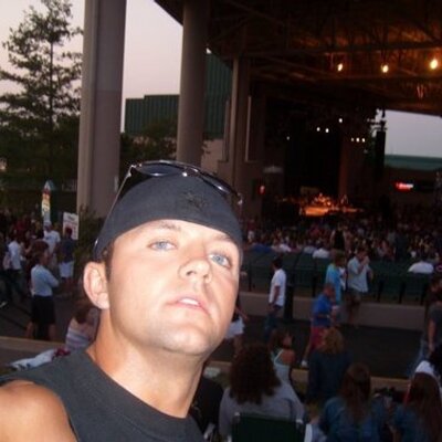 Profile Picture of Dustin Snider (@ddub19) on Twitter