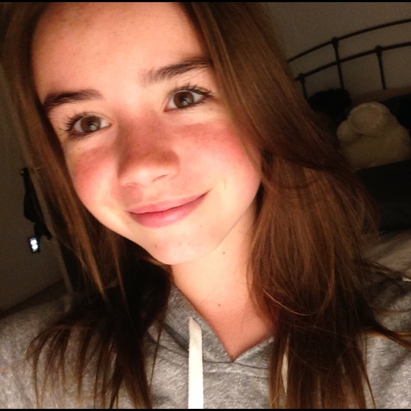 Profile Picture of Jocelyn Mcevers (@jocelynmcevers) on Poshmark