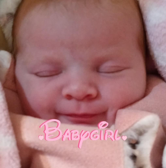 Profile Picture of Tanika Moore (@tanikamoore907) on Poshmark