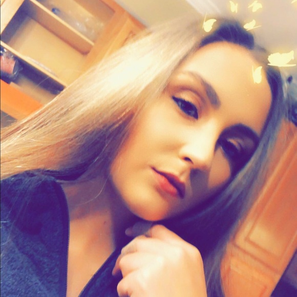 Profile Picture of Mallory Leimkuhler (@mleimkuhler) on Poshmark
