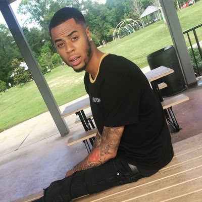 Profile Picture of ObeyDAVEXx❗️ (@__ObeyDAVE) on Twitter