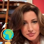 Profile Picture of Lisa Phillips (@lpsunnysidedown) on Instagram