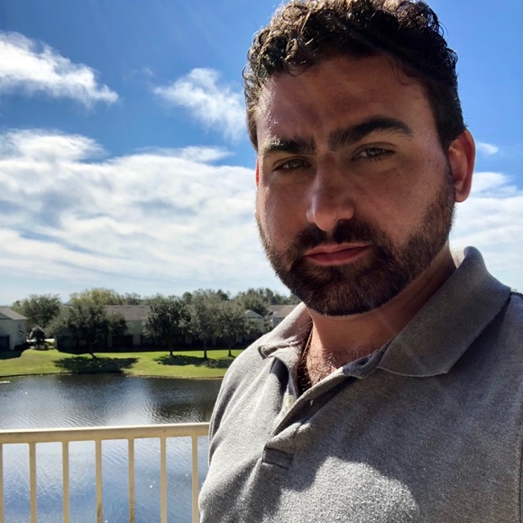 Profile Picture of Michael Maglio (@mmaglio) on Poshmark