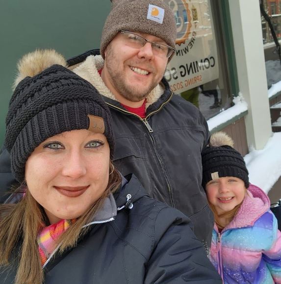 Tabitha Crummel - Poshmark Profile Picture of Tabitha Crummel (@tabithacrummel) on Poshmark