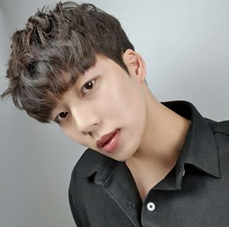 Profile Picture of Kim Dongsun (@dongsun.kim.1042) on Facebook