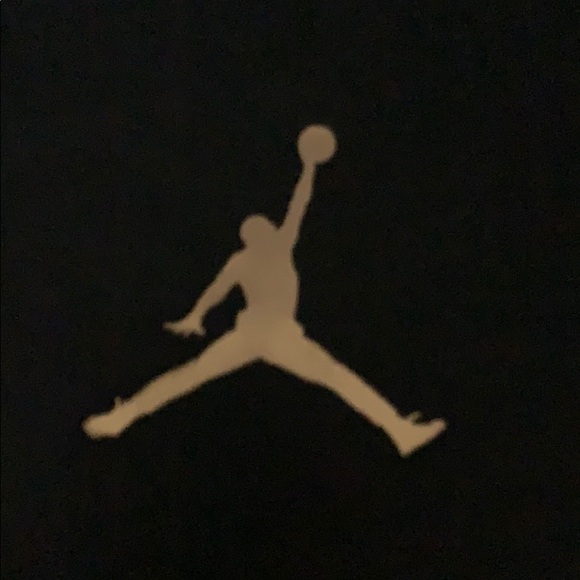 Profile Picture of Adrian Alcantar (@adrian28063) on Poshmark