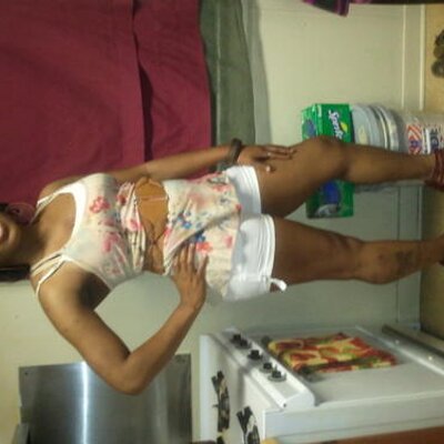 Profile Picture of Bernice Collins (@FaNCYFaCEluvnit) on Twitter