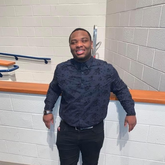 Profile Picture of Barry Anderson (@barryanderson) on Poshmark