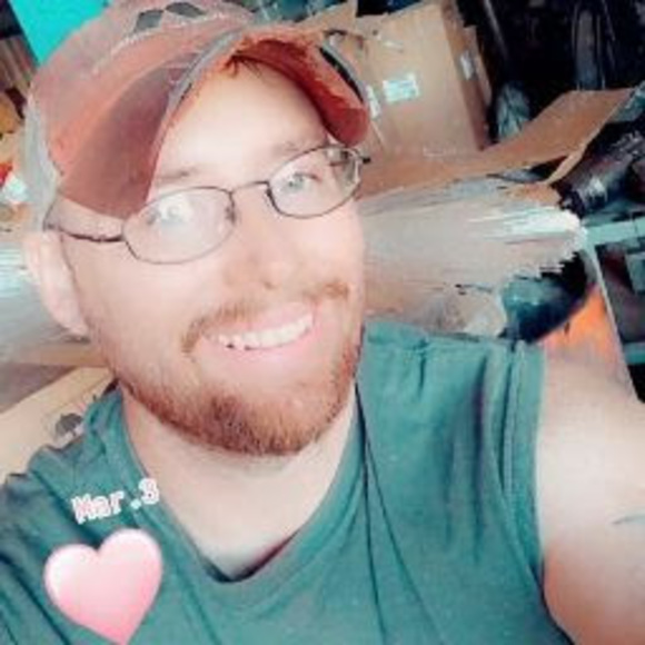 Profile Picture of Justin Mayfield (@jaymay3364) on Poshmark