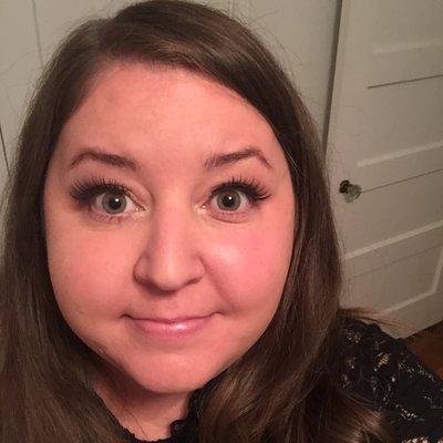 Profile Picture of Lindsay Hieb (@lindsayhieb) on Twitter