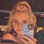 Profile Picture of gillian wallace (@gilliun) on Instagram