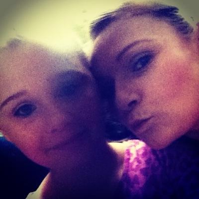 Profile Picture of Leah Travers (@leah_travers) on Twitter