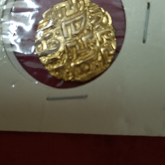 Profile Picture of Sumitra Jain (@anitque) on Poshmark