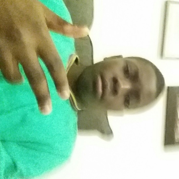Profile Picture of Basit Bamo (@basitbamo) on Poshmark