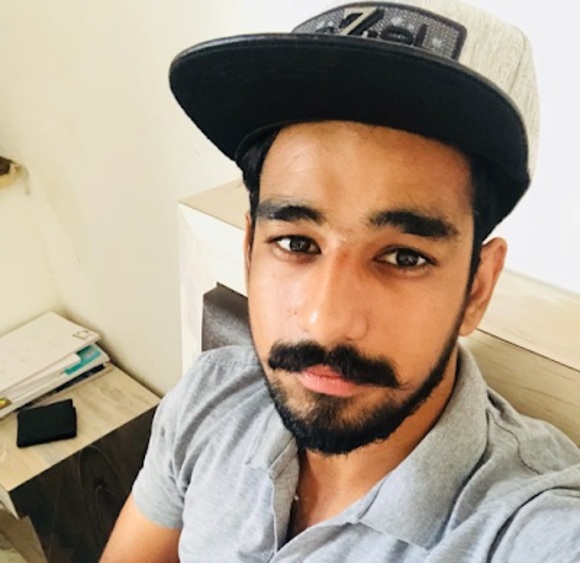 Profile Picture of Ajay Arora (@ajayarora4079) on Poshmark