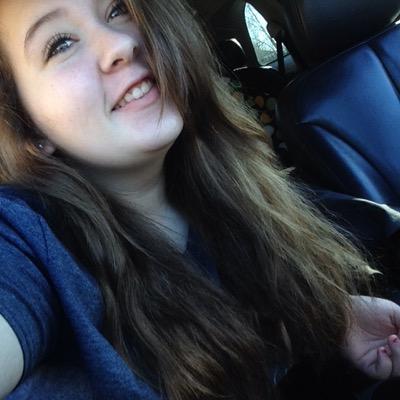 Profile Picture of Tori Howard (@torihoward17) on Twitter