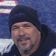 Profile Picture of Chris Quigley (@MagentaCQuiggs) on Twitter