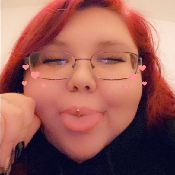 Profile Picture of Heather Campillo (@hmc5360) on Poshmark