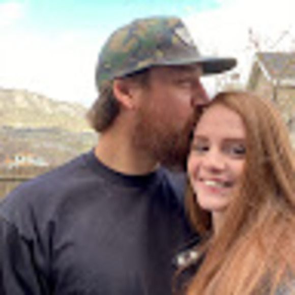 Profile Picture of Breanna Densley (@breannadensley) on Poshmark