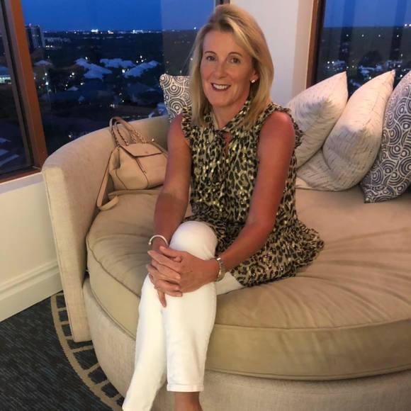 Profile Picture of Clare Delaney (@conordel) on Poshmark