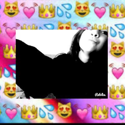 Profile Picture of Carlieeperkinss. (@carlie_perkins) on Twitter