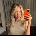 Profile Picture of caroline roussseau (@carolinerousseau812) on Instagram