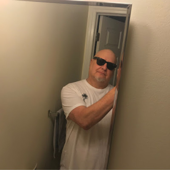 Profile Picture of Rick Mohler (@rmohler2000) on Poshmark