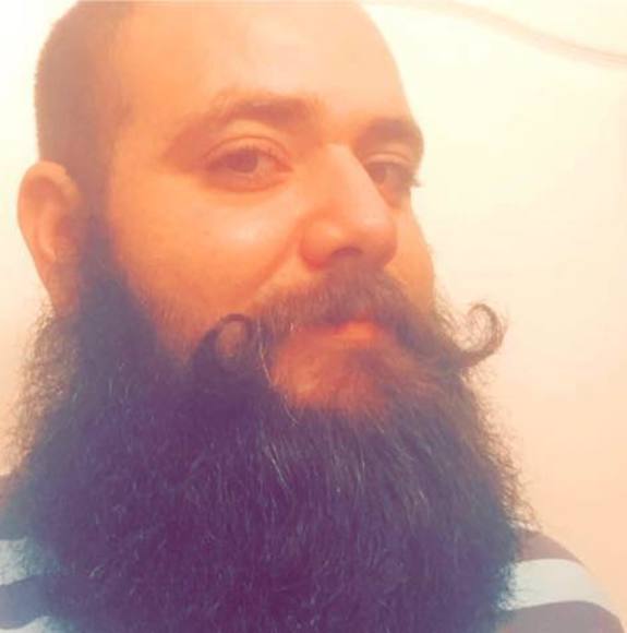 Profile Picture of Peter Ruiz (@zombiemario88) on Poshmark