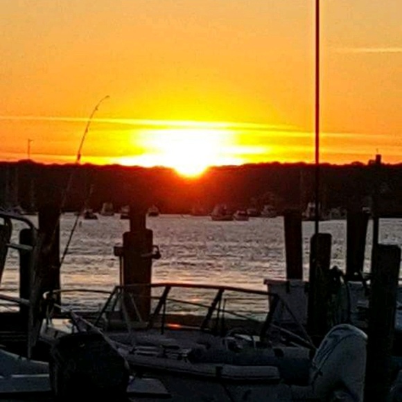 Profile Picture of Kim Pankowski (@kmaypan) on Poshmark