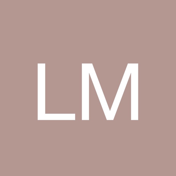 Profile Picture of Libretta Mascarenhas (@liret) on Poshmark