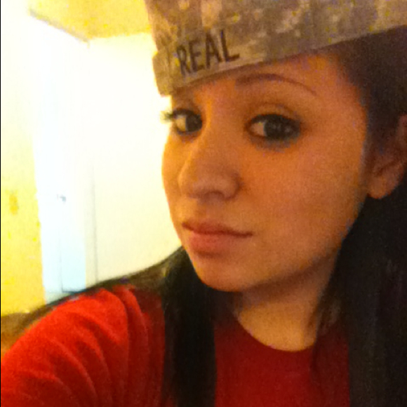 Profile Picture of Raquel Real (@rara92) on Poshmark