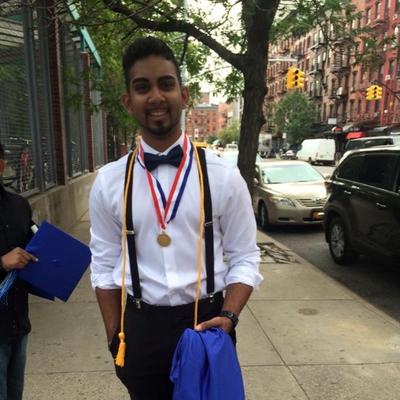 Profile Picture of Michael Khan (@MikeRoshan14) on Twitter