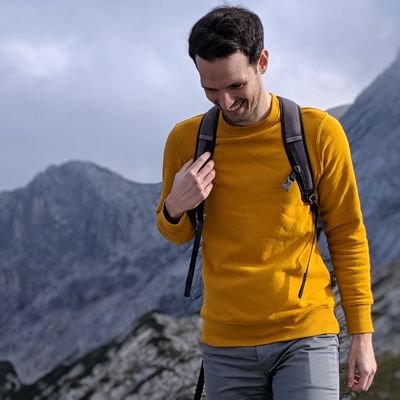 Profile Picture of Dr. Winslow J. Jinga Janga (@HiAdamRichard) on Twitter