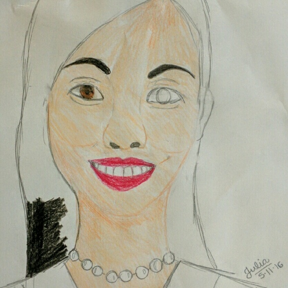 Profile Picture of Michelle Paysan (@cafeholler) on Poshmark