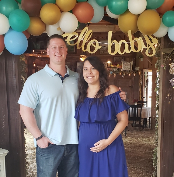 Renae Wolfe - Poshmark Profile Picture of Renae Wolfe (@rwolfe28) on Poshmark