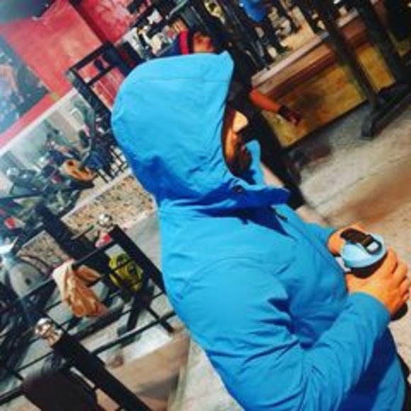 Profile Picture of Sachin Dharni (@dharnisachin) on Poshmark