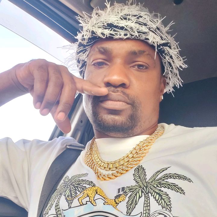 Profile Picture of Dwight (@quoteboss007) on Tiktok