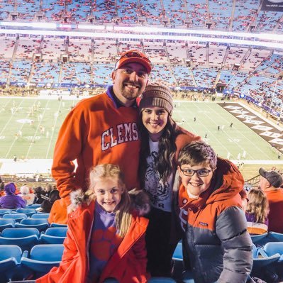 Profile Picture of Jamie Reese (@jamie_r_reese) on Twitter