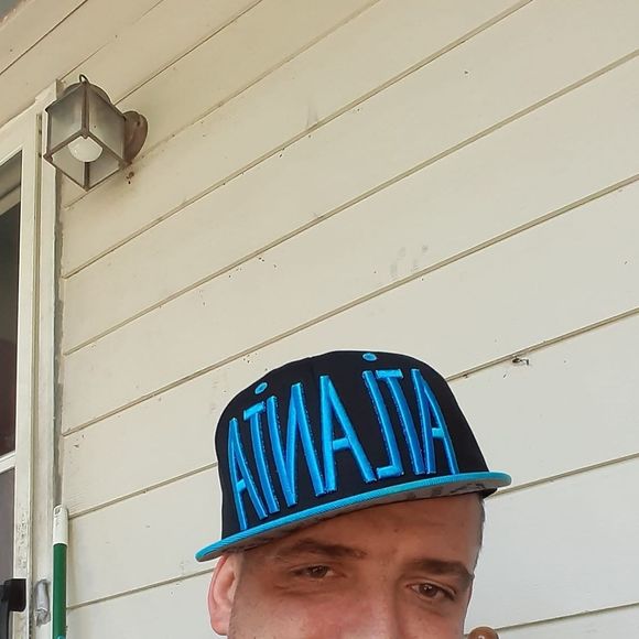 Profile Picture of Robert Coleman (@robertcolema745) on Poshmark