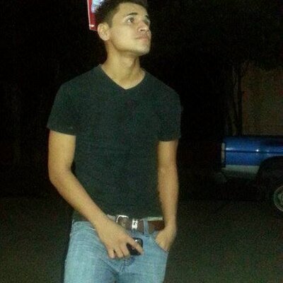 Profile Picture of Roger Edgardo Santos (@roger_santos17) on Twitter