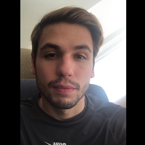 Profile Picture of Mike Pontrelli (@mikepontrelli) on Poshmark